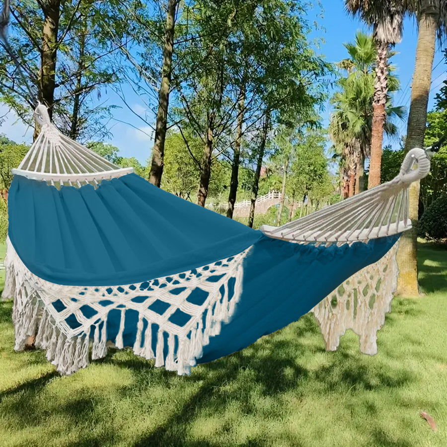 New bright-colored 1-2 person slumber hammocks. Bohemian style. Anti-rollover design. Suitable for the garden. Garden. Outdoor use